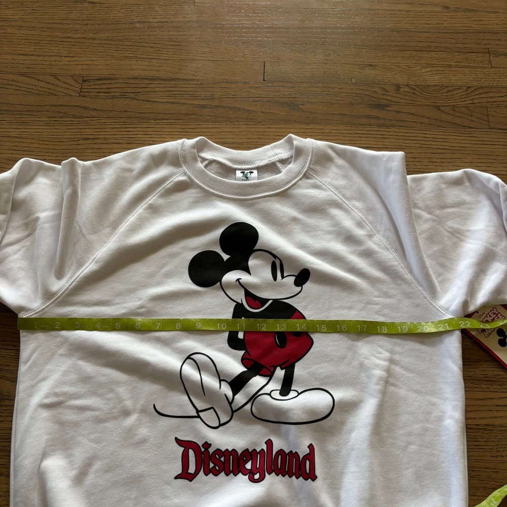 Disney Mickey Mouse Disneyland White Raglan Sweatshirt NWT Mens Medium - Picture 3 of 6